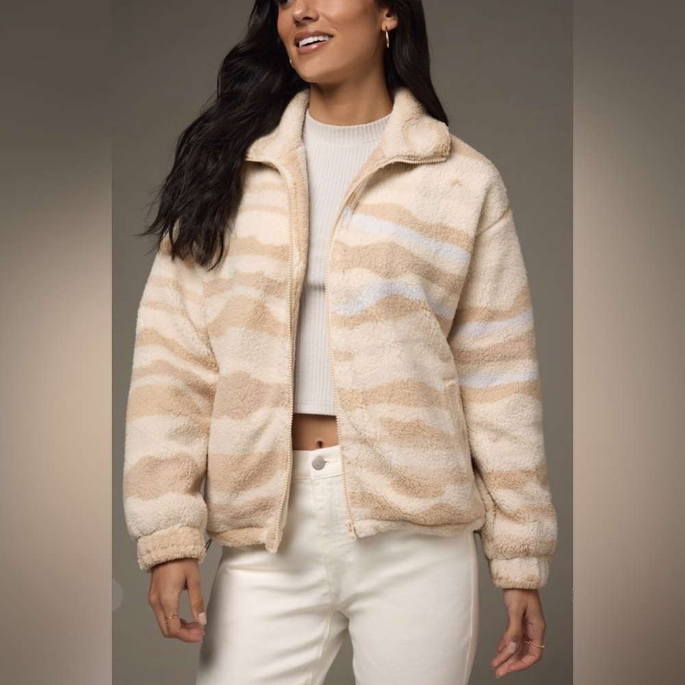 New Francesca’s Lessie Sherpa Striped Jacket
